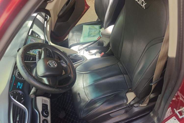 Used Buick GT 2015 15N Automatic Entry-Level Trim Left Front Seat