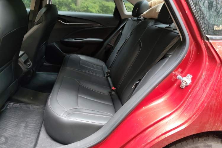 Used Buick GT 2015 15N Automatic Deluxe Edition Left Rear Seat