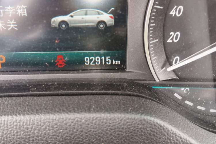 Used Buick GT 2015 15N Automatic Deluxe Edition Odometer Close Up