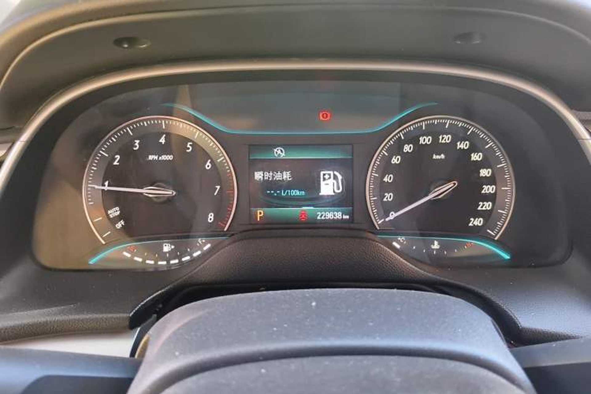 Used Buick GT 2015 15N Automatic Elite Version Odometer Close Up