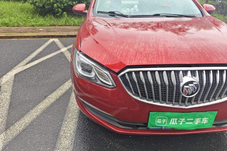 Used Buick GT 2015 15N Automatic Elite Version Right Front Headlight