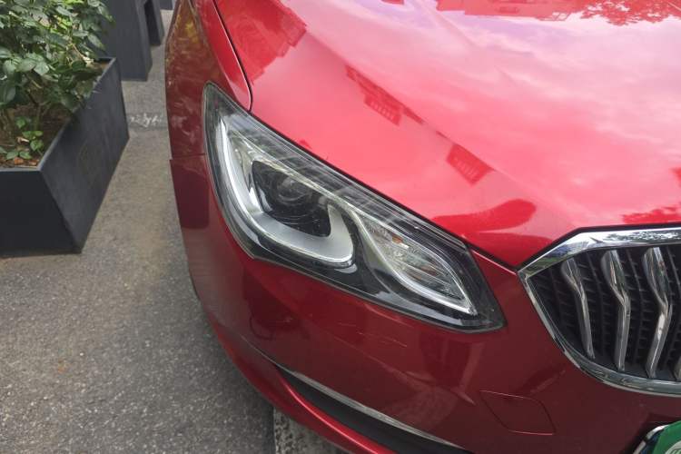 Used Buick GT 2015 15N Automatic Deluxe Edition Right Front Headlight