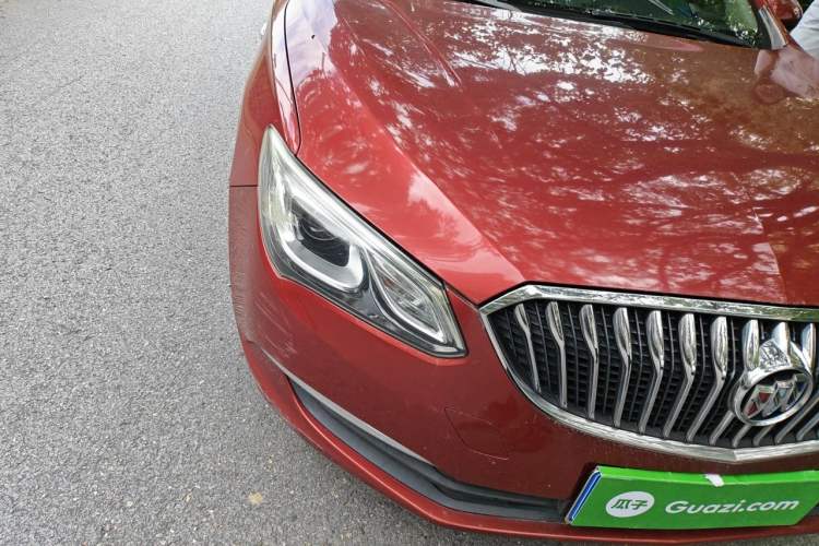 Used Buick GT 2015 15N Automatic Elite Version Right Front Headlight
