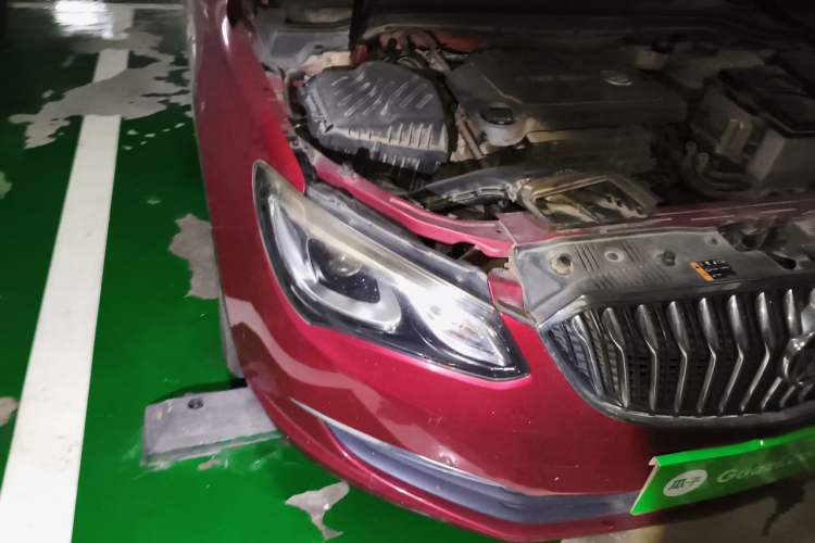 Used Buick GT 2015 15N Automatic Deluxe Edition Right Front Headlight