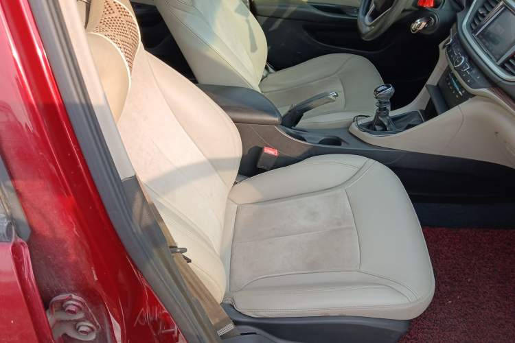 Used Buick GT 2015 15N Manual Luxury Version Right Front Seat