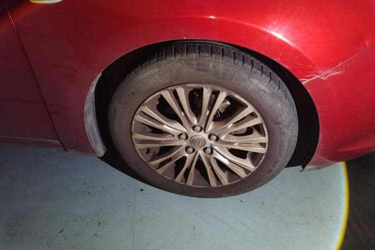 Used Buick GT 2015 18T Dual-Clutch Elite Model Right Front Wheel Hub