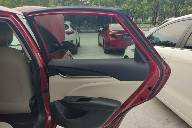 Used Buick GT 2015 15N Automatic Elite Version Right Rear Door Interior
