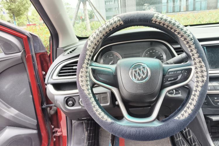 Used Buick GT 2015 15N Automatic Deluxe Edition Steering Wheel