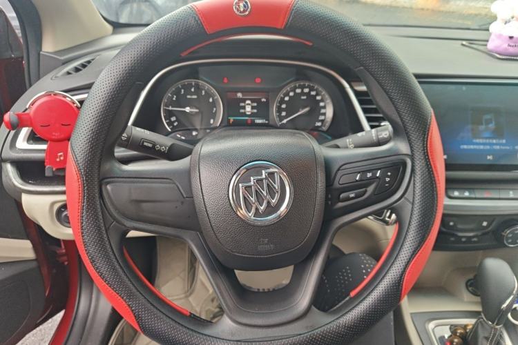 Used Buick GT 2015 15N Automatic Elite Version Steering Wheel