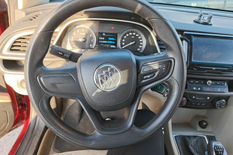 Used Buick GT 2015 15N Manual Elite Edition Steering Wheel