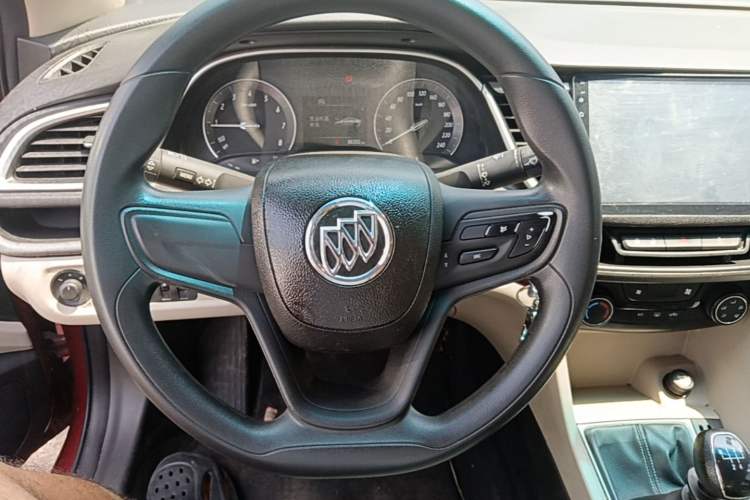 Used Buick GT 2015 15N Manual Elite Edition Steering Wheel