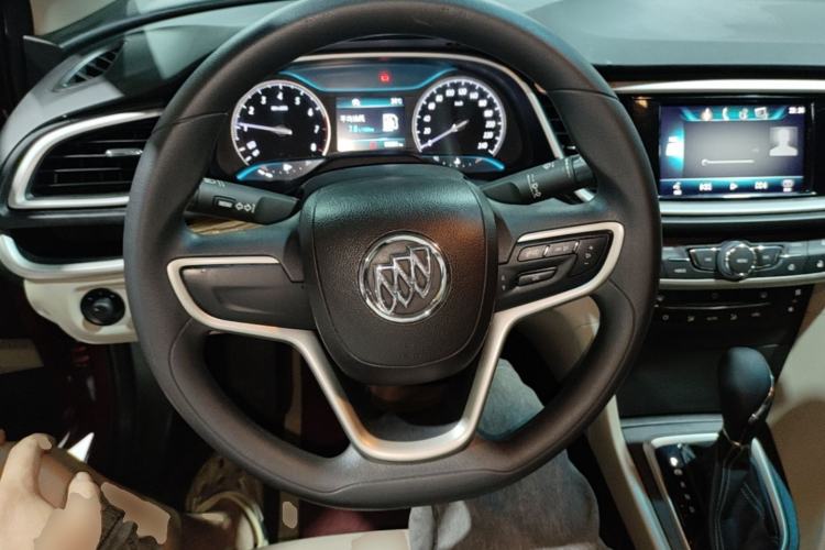 Used Buick GT 2015 15N Automatic Deluxe Edition Steering Wheel