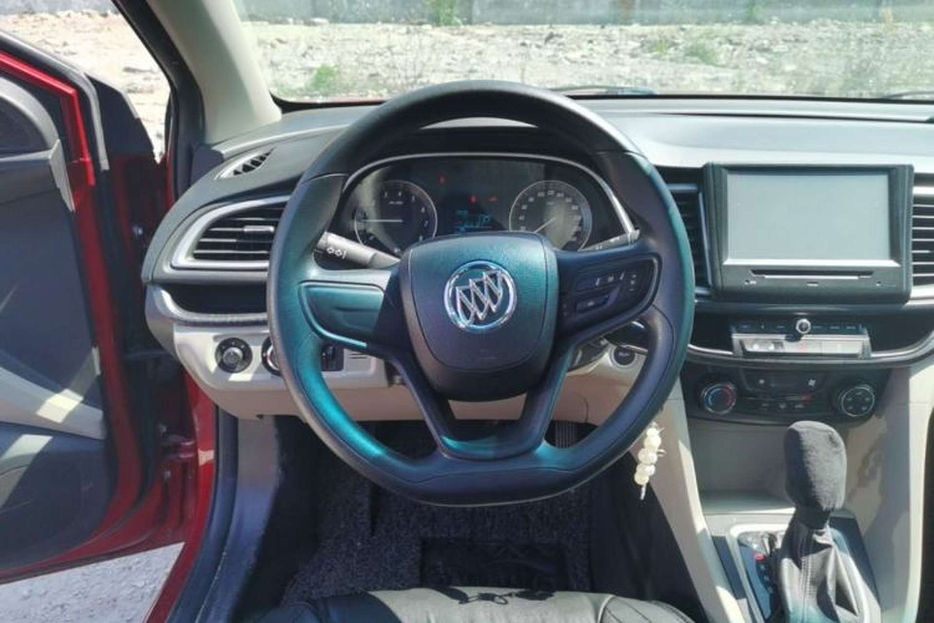 Used Buick GT 2015 15N Automatic Entry-Level Trim Steering Wheel