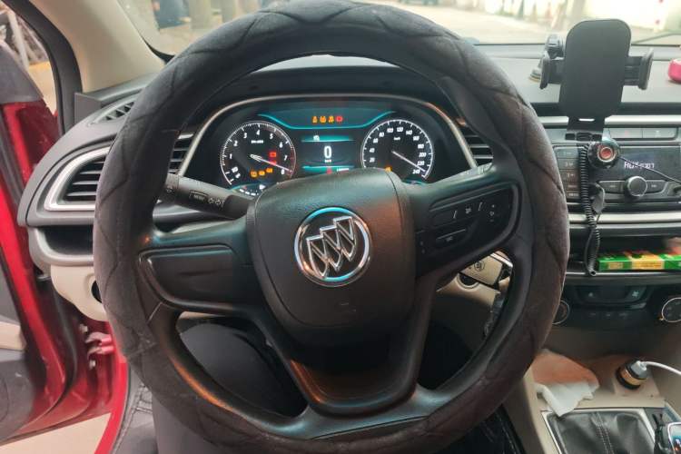 Used Buick GT 2015 15N Manual Elite Edition Steering Wheel