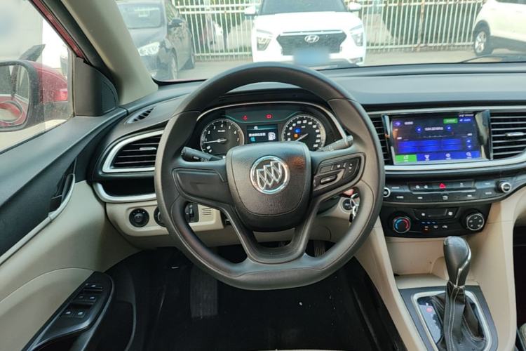Used Buick GT 2015 15N Automatic Elite Version Steering Wheel