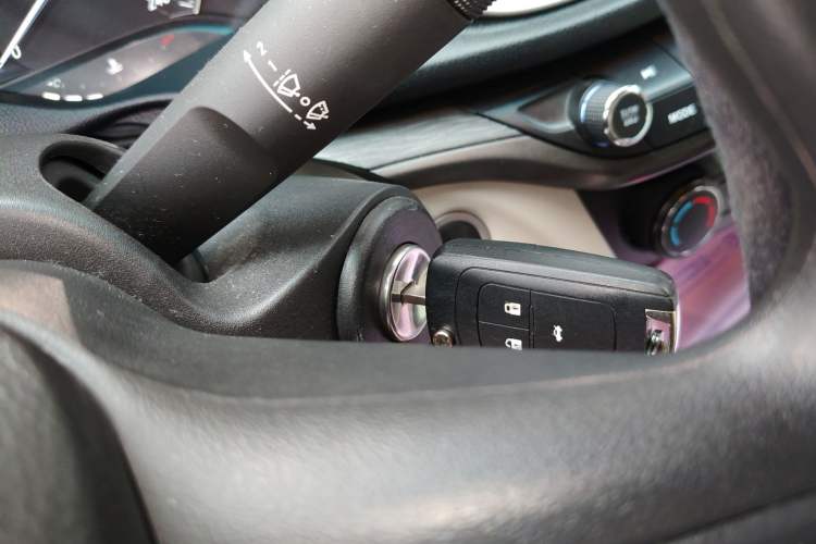 Used Buick GT 2015 15N Automatic Elite Version Vehicle Key