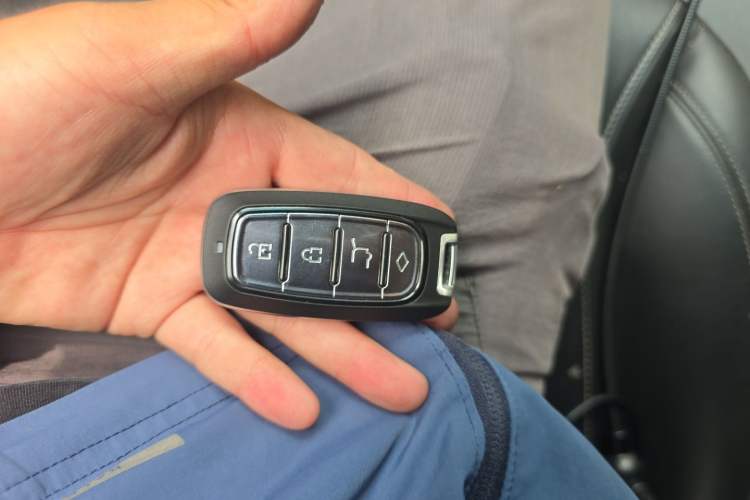 Used Buick GT 2015 15N Automatic Deluxe Edition Vehicle Key