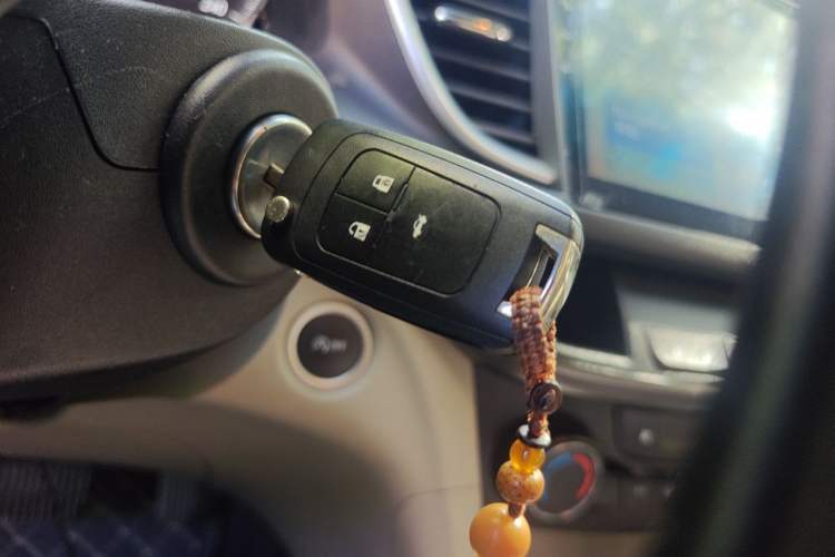 Used Buick GT 2015 15N Automatic Entry-Level Trim Vehicle Key