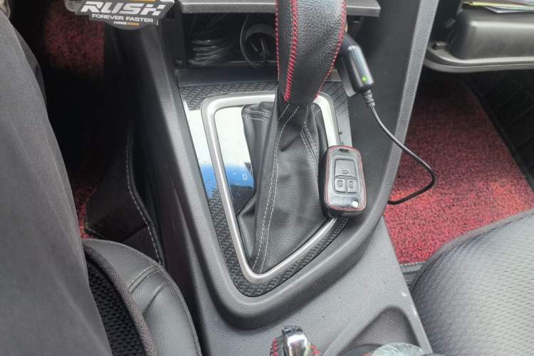 Used Buick GT 2015 15N Automatic Deluxe Edition Gear Lever