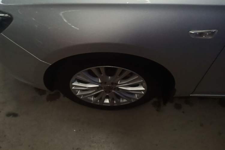 Used Buick GT 2015 15N Automatic Elite Version Left Front Wheel Hub