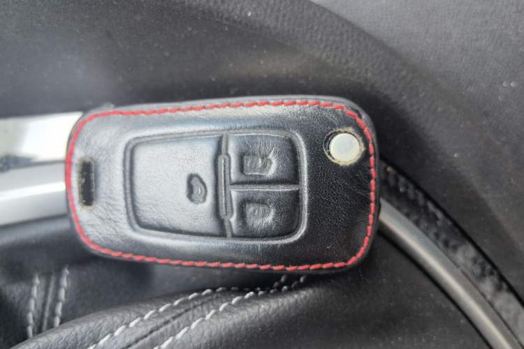 Used Buick GT 2015 15N Automatic Deluxe Edition Vehicle Key