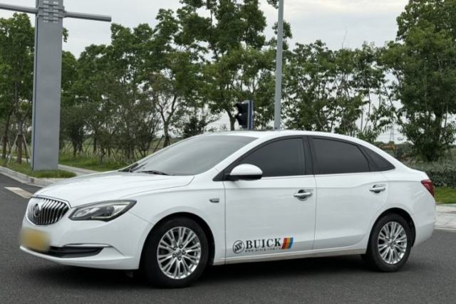 Used Buick GT 2015 18T Dual-Clutch Luxury Model