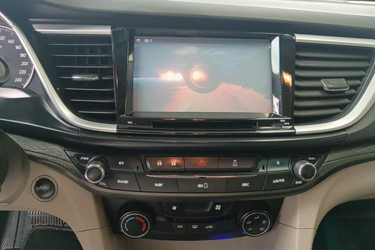 Used Buick GT 2015 15N Automatic Elite Version Audio And AC Panel