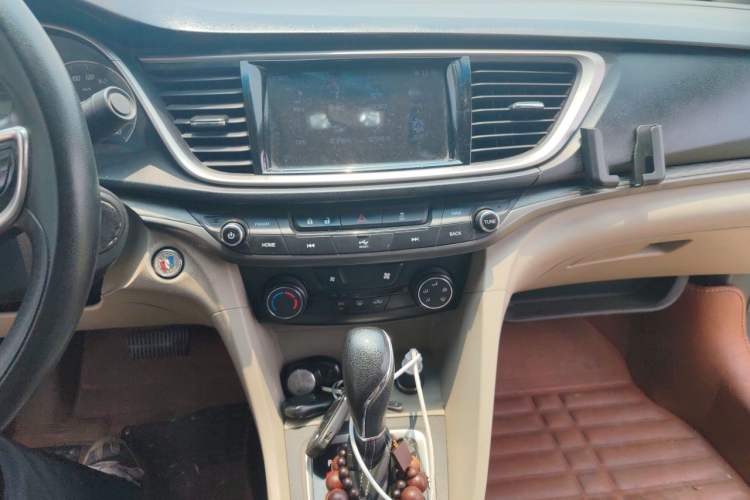 Used Buick GT 2015 15N Automatic Elite Version Audio And AC Panel