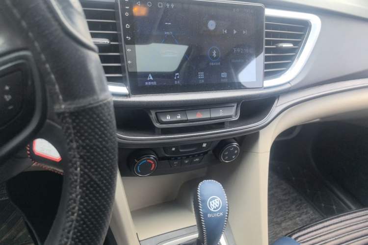 Used Buick GT 2015 15N Automatic Elite Version Audio And AC Panel