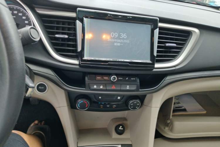 Used Buick GT 2015 15N Manual Elite Edition Audio And AC Panel