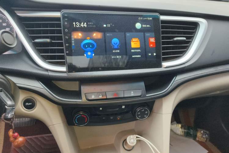 Used Buick GT 2015 15N Automatic Elite Version Audio And AC Panel