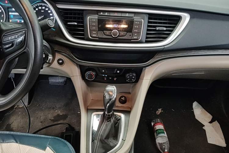 Used Buick GT 2015 15N Automatic Elite Version Audio And AC Panel