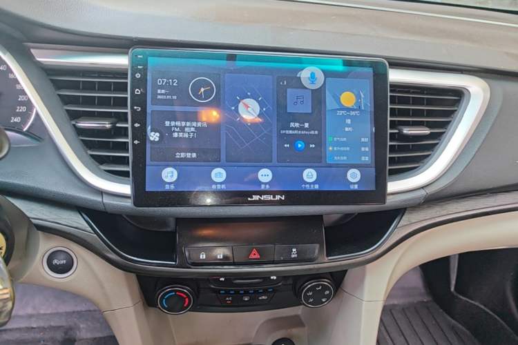Used Buick GT 2015 15N Automatic Elite Version Audio And AC Panel