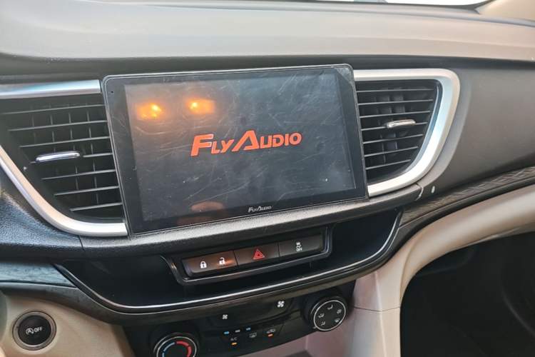 Used Buick GT 2015 15N Automatic Elite Version Audio And AC Panel