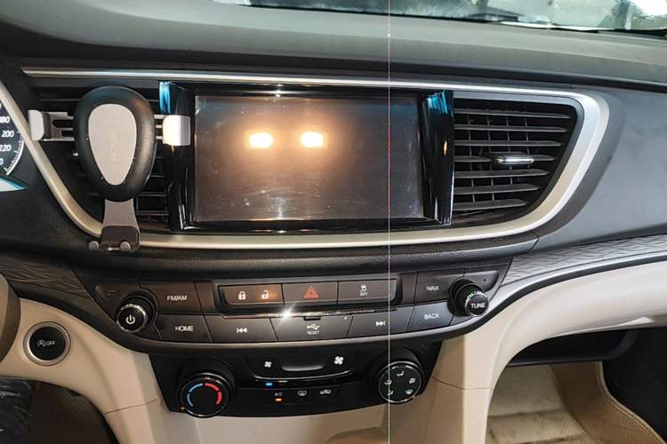 Used Buick GT 2015 15N Manual Elite Edition Audio And AC Panel