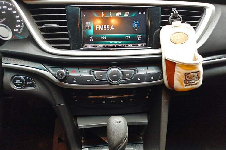 Used Buick GT 2015 18T Dual-Clutch Luxury Model Audio And AC Panel