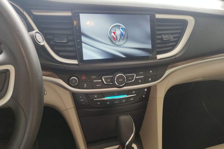 Used Buick GT 2015 15N Automatic Deluxe Edition Audio And AC Panel