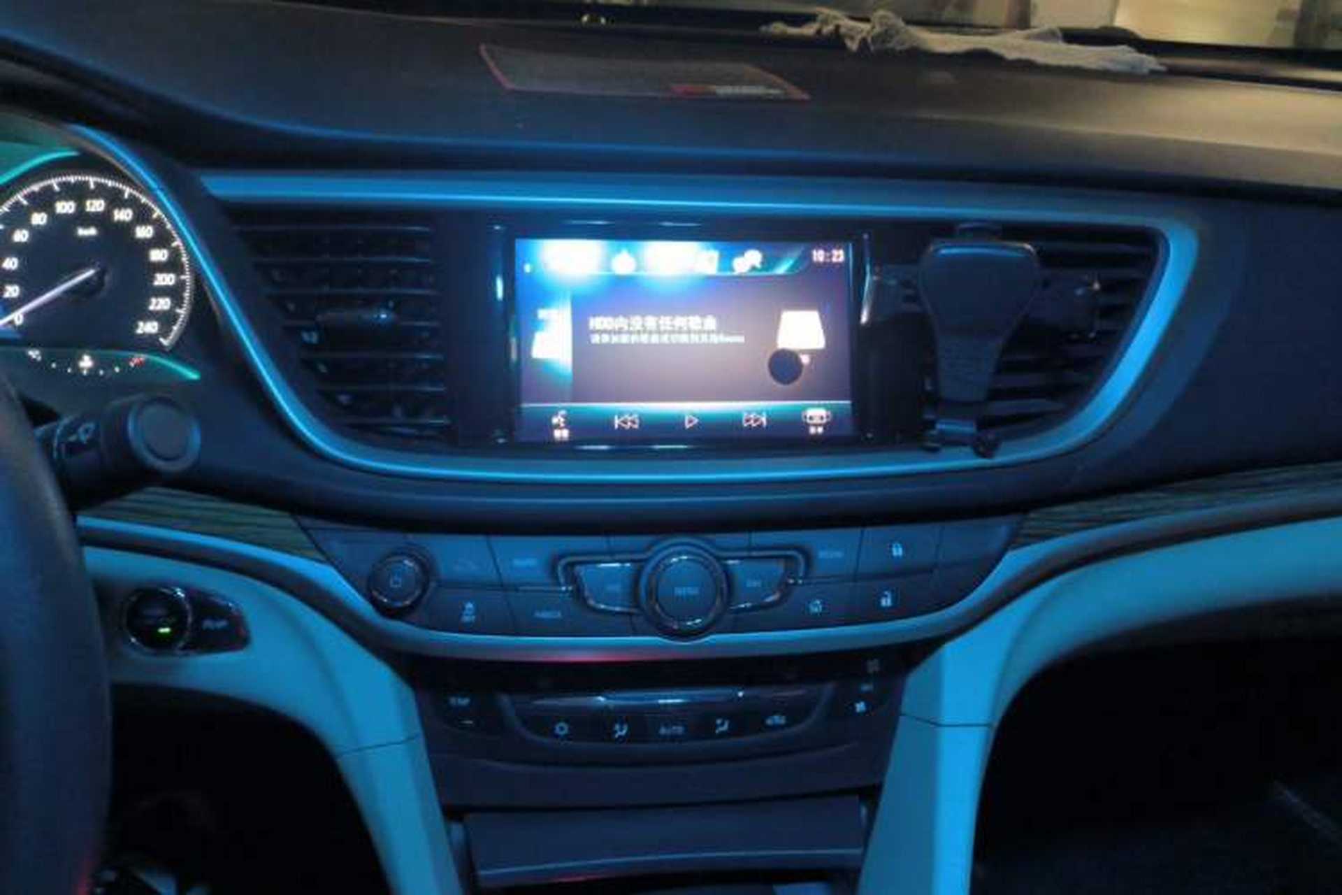 Used Buick GT 2015 15N Automatic Deluxe Edition Audio And AC Panel