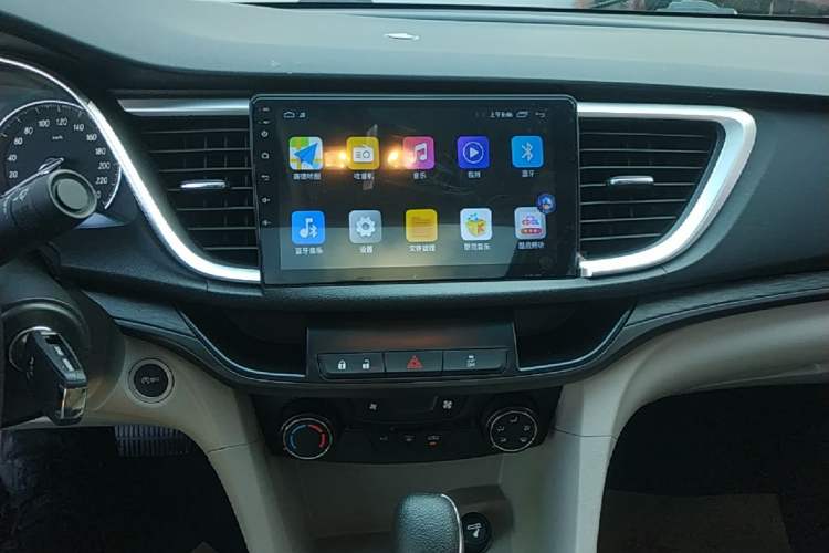 Used Buick GT 2015 15N Automatic Elite Version Audio And AC Panel