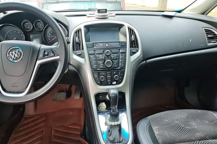 Used Buick GT 2015 15N Automatic Entry-Level Trim Audio And AC Panel