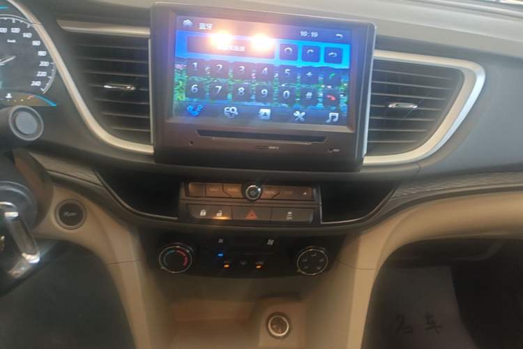 Used Buick GT 2015 15N Manual Elite Edition Audio And AC Panel