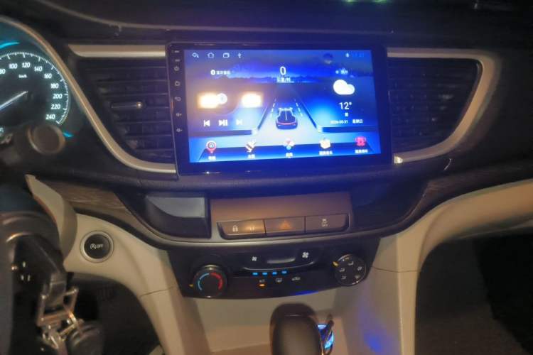 Used Buick GT 2015 15N Automatic Elite Version Audio And AC Panel