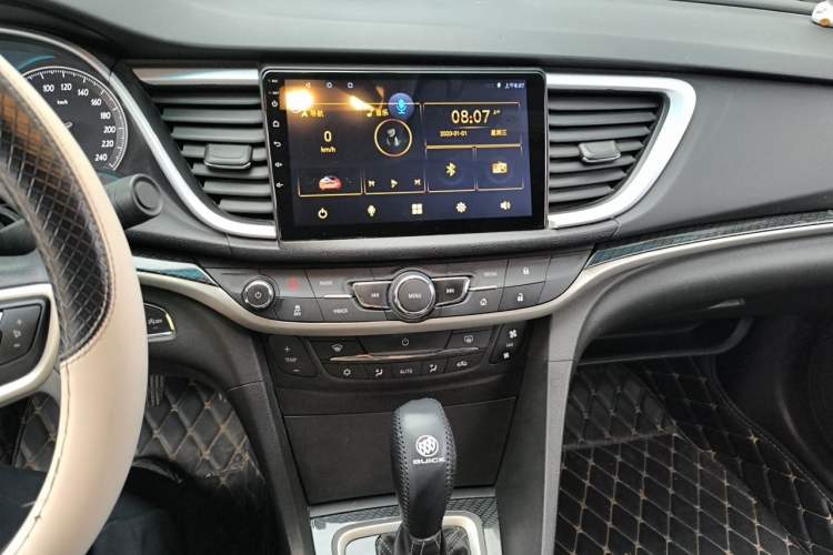 Used Buick GT 2015 15N Automatic Deluxe Edition Audio And AC Panel