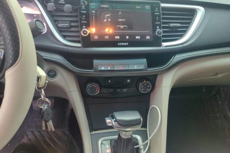 Used Buick GT 2015 15N Automatic Elite Version Audio And AC Panel