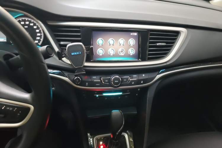 Used Buick GT 2015 15N Automatic Deluxe Edition Audio And AC Panel