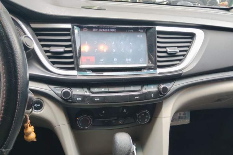 Used Buick GT 2015 15N Automatic Elite Version Audio And AC Panel