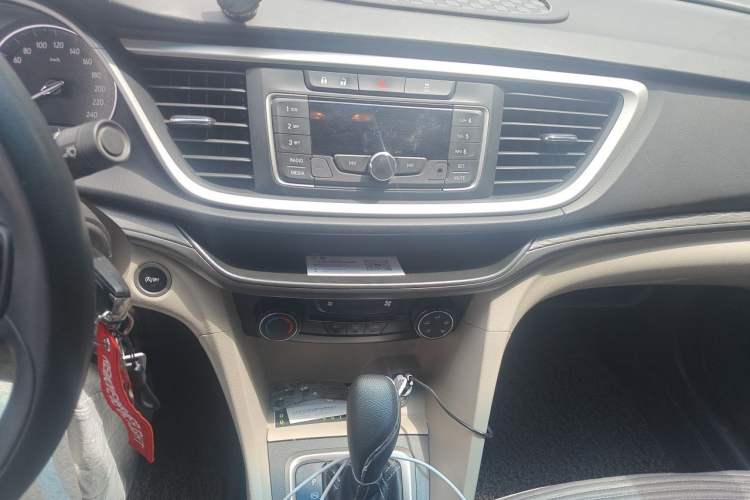 Used Buick GT 2015 15N Automatic Elite Version Audio And AC Panel