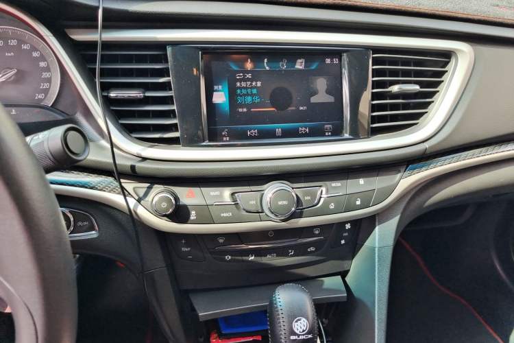 Used Buick GT 2015 18T Dual-Clutch Luxury Model Audio And AC Panel