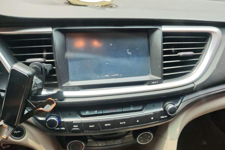 Used Buick GT 2015 15N Automatic Elite Version Audio And AC Panel