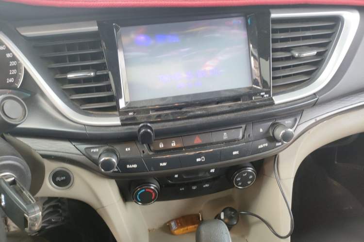 Used Buick GT 2015 15N Automatic Elite Version Audio And AC Panel